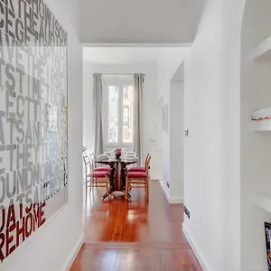 Trastevere Glorioso Wood 2 Bedrooms , Rome Italy