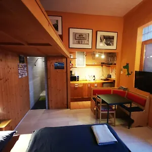 high-sky-apartment.inbudapesthotels.com/
